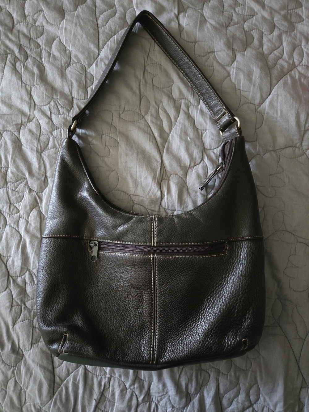 Vintage Classic Brown Leather Shoulder Bag